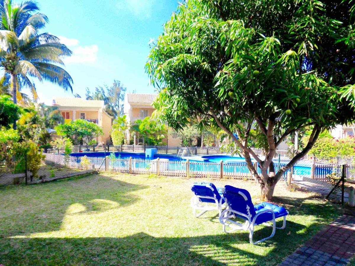 Beachfront Villa In A Beautiful And Secured Complex Flic en Flac Экстерьер фото